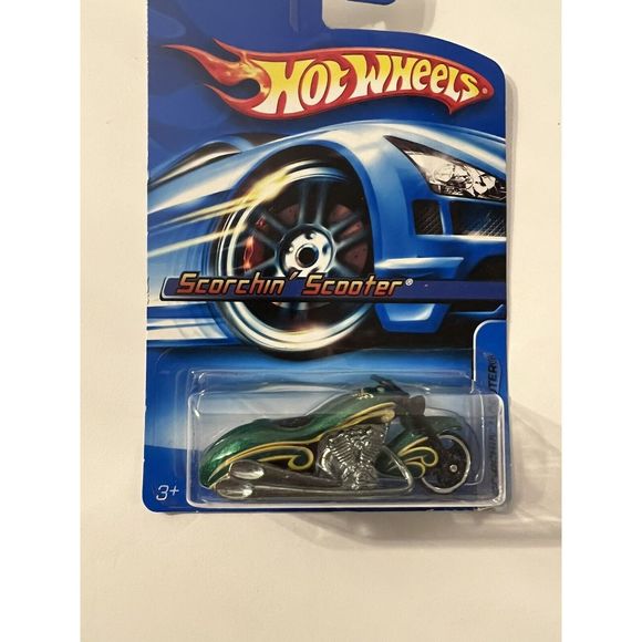 NEW 2006 Hot Wheels Scorchin' Scooter #183 - Picture 1 of 4